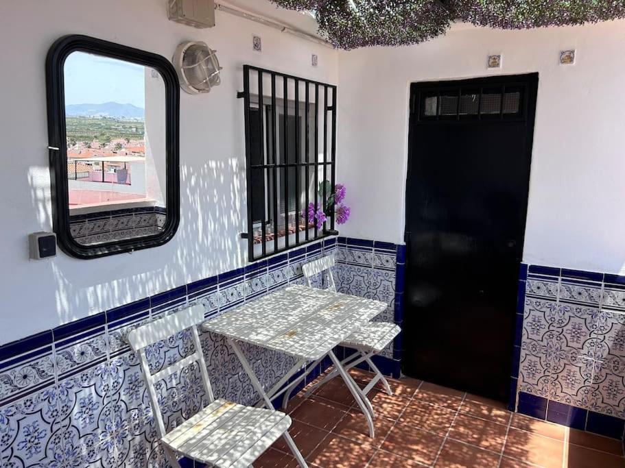 Amazing Sea And Mountain View! Casita Pinata Apartment Salobrena Exterior photo
